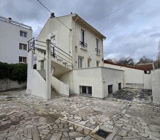  Immeuble � vendre 4 pi�ces 120 m�