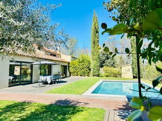  Maison � vendre 6 pi�ces 200 m�