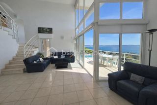  Maison � vendre 8 pi�ces 189 m�