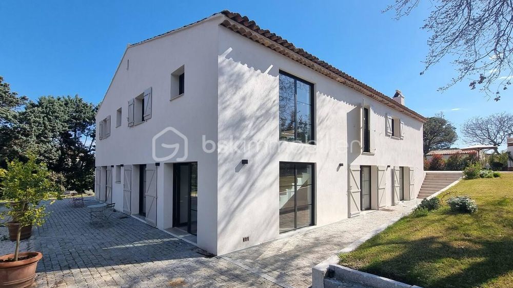 � vendre  Villa Grimaud (83310)