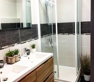  Appartement � vendre 4 pi�ces 74 m�