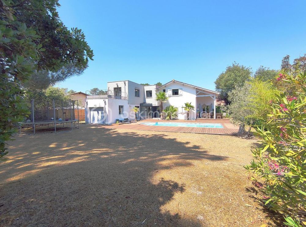 � vendre  Villa Gujan-Mestras (33470)