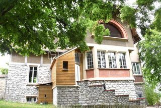  Propri�t�/ch�teau � vendre 8 pi�ces 225 m�