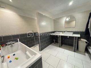  Maison � vendre 8 pi�ces 160 m�