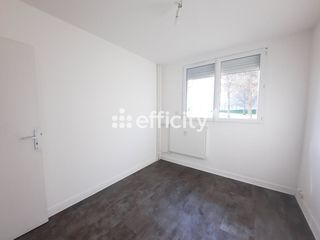  Appartement � vendre 4 pi�ces 65 m�