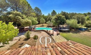  Maison � vendre 8 pi�ces 236 m�