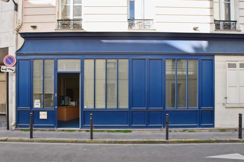 Boutique sur rue calme 2652 75017 Paris