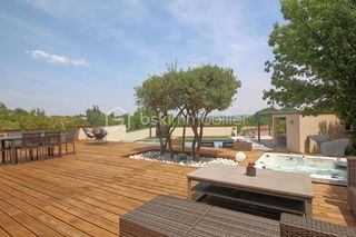  Maison � vendre 6 pi�ces 165 m�