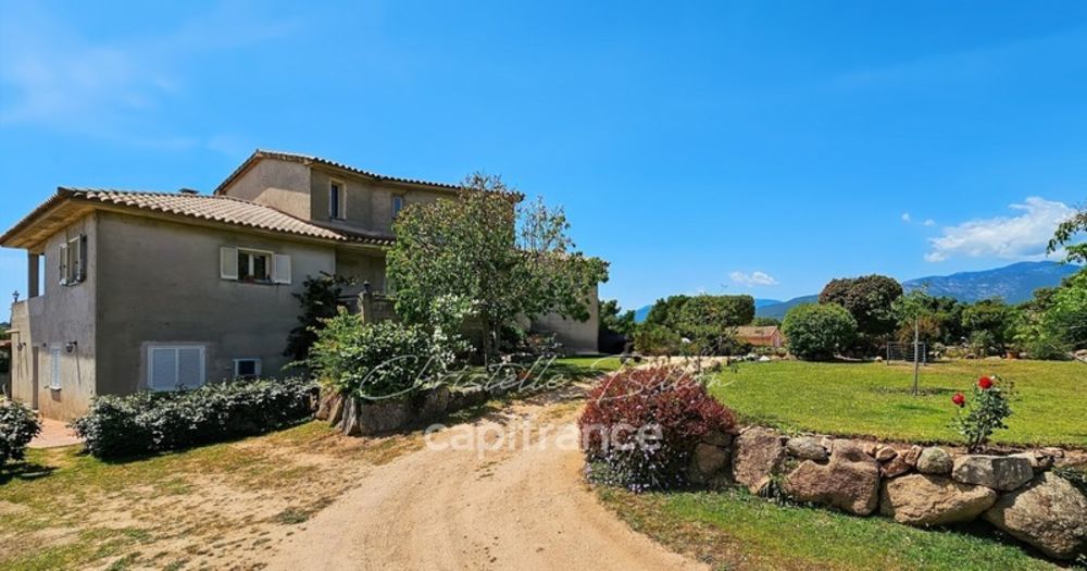� vendre  Villa Ste Lucie De Porto Vecchio (20144)