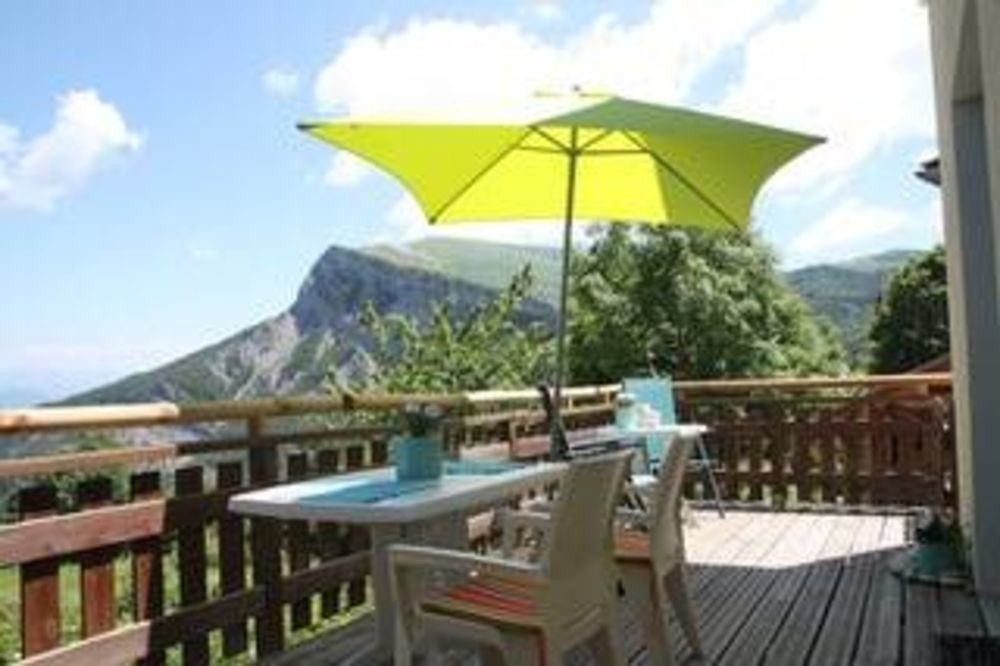 � vendre  Propri�t�/ch�teau Manteyer (05400)