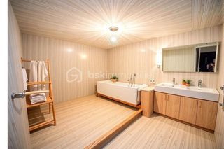  Immeuble � vendre 12 pi�ces 340 m�