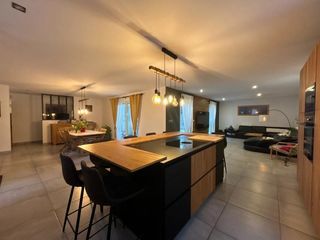  Maison � vendre 5 pi�ces 190 m�