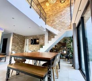  Maison � vendre 9 pi�ces 257 m�