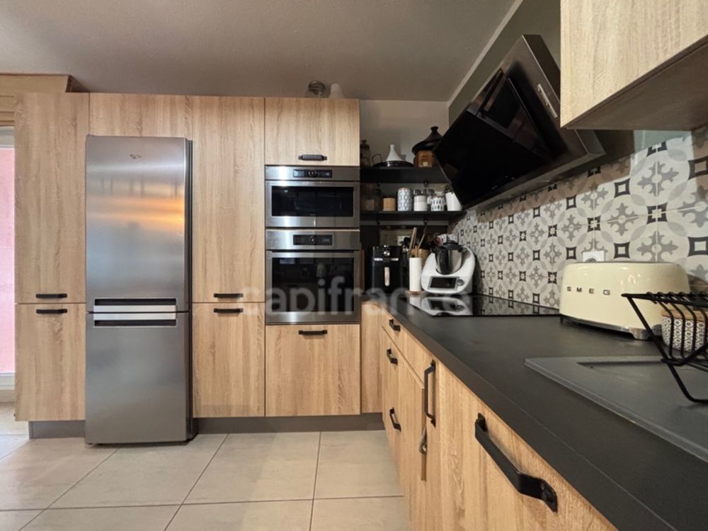 � vendre  Appartement M�ze (34140)