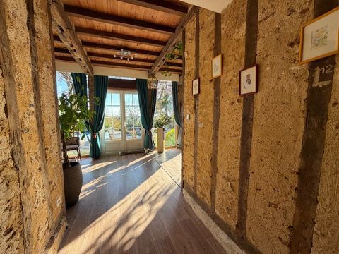   Maison d'architecte (DPE C) de prestige avec des prestations exceptionnelles avec piscine et studio ind�pendant � SAINTE CHRISTI Maison - 8 pi�ce(s) - 284 m�