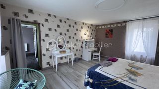  Propri�t�/ch�teau � vendre 7 pi�ces 180 m�