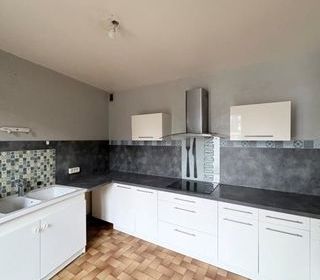  Appartement � louer 4 pi�ces 78 m�