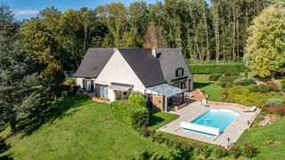  Maison � vendre 10 pi�ces 300 m�