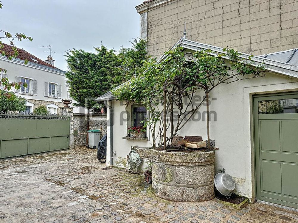 � vendre  Propri�t�/ch�teau Brie-Comte-Robert (77170)