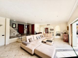  Villa � vendre 5 pi�ces 200 m�