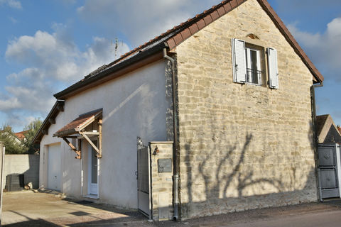  Maison de caract�re au c�ur de Flagey-Ech�zeaux avec garage Maison - 3 pi�ce(s) - 56 m�