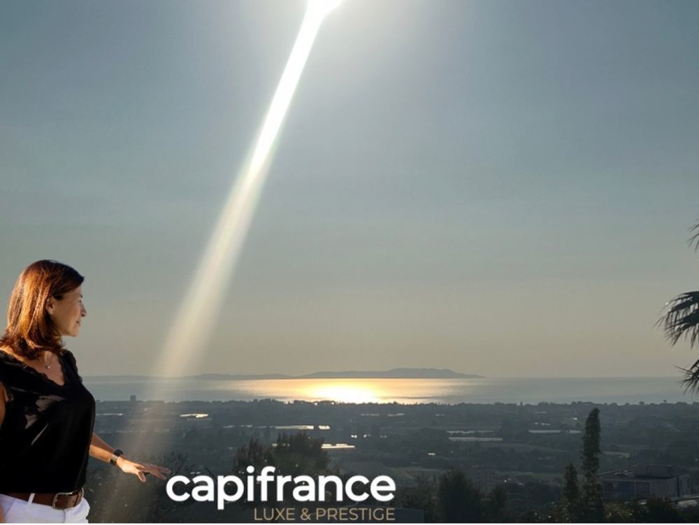 � vendre  Villa Hy�res (83400)