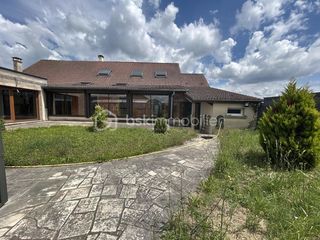  Maison � vendre 10 pi�ces 220 m�