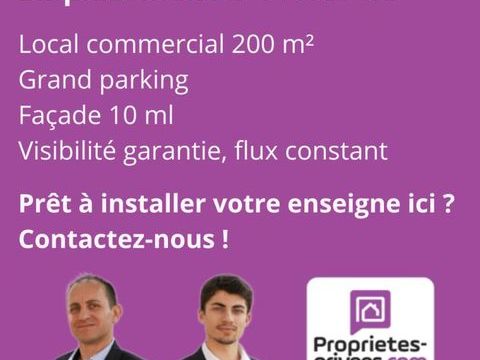 EMPLACEMENT N&deg;1 - Local commercial 200 m2 &agrave; Nevers 3334 58000 Nevers