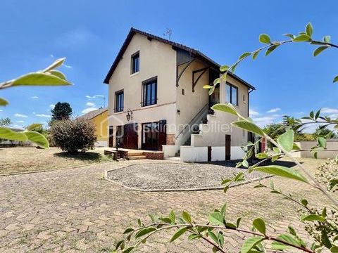   ROMUALD GARNIER VOUS PROPOSE EN EXCLUSIVIT� Maison - 7 pi�ce(s) - 179 m�