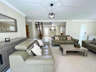  Maison � vendre 8 pi�ces 220 m�