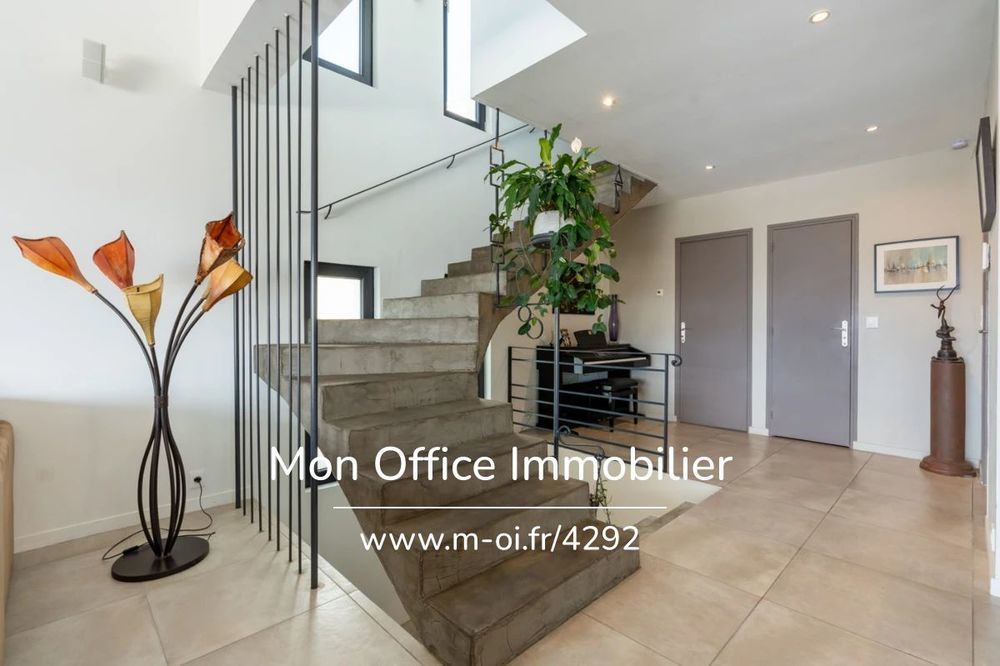 � vendre  Villa Saint-Rapha�l (83700)