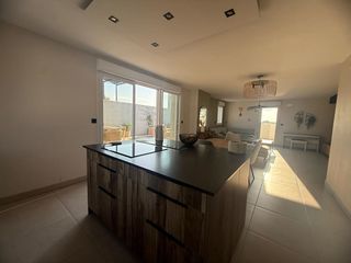  Appartement � vendre 4 pi�ces 82 m�