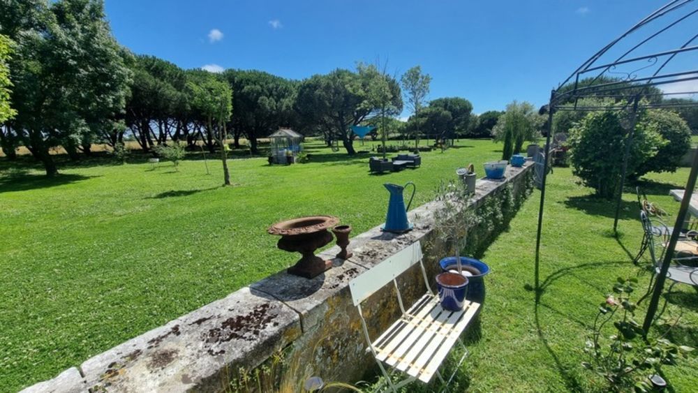 � vendre  Propri�t�/ch�teau Saint-Pierre-d'Ol�ron (17310)