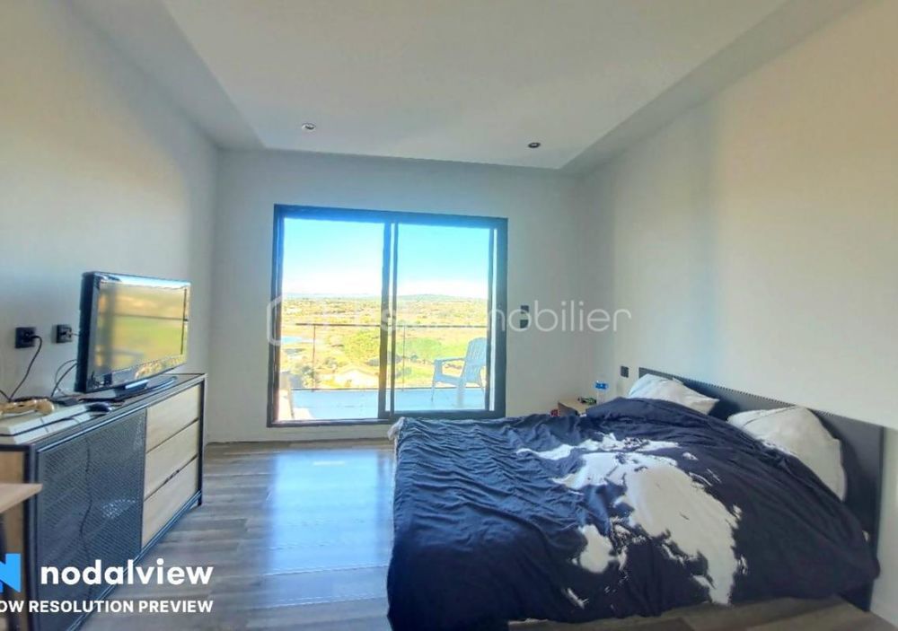 � vendre  Villa M�ze (34140)