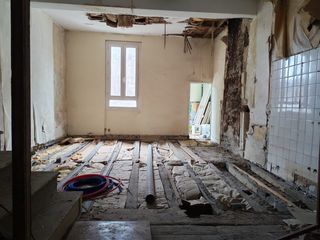  Immeuble � vendre 11 pi�ces 240 m�