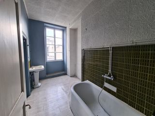  Immeuble � vendre 10 pi�ces 350 m�