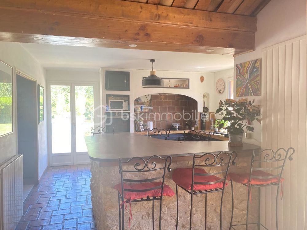 � vendre  Villa La Roque-d'Anth�ron (13640)