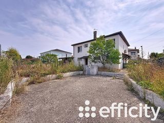  Maison � vendre 5 pi�ces 150 m�