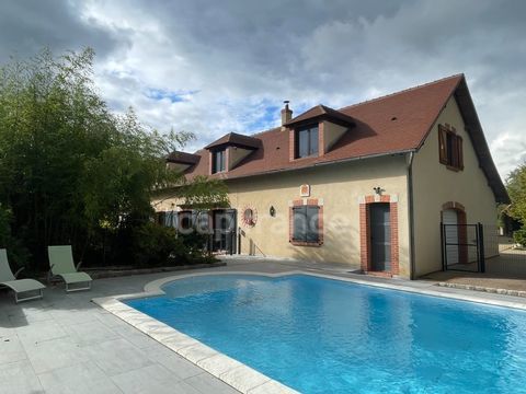   Maison � vendre CHAMPS SUR YONNE (89) Magnifique propri�t� de 272 m� 6 Chambres Piscine Terrain de 4800 m2 Maison - 10 pi�ce(s) - 272 m�