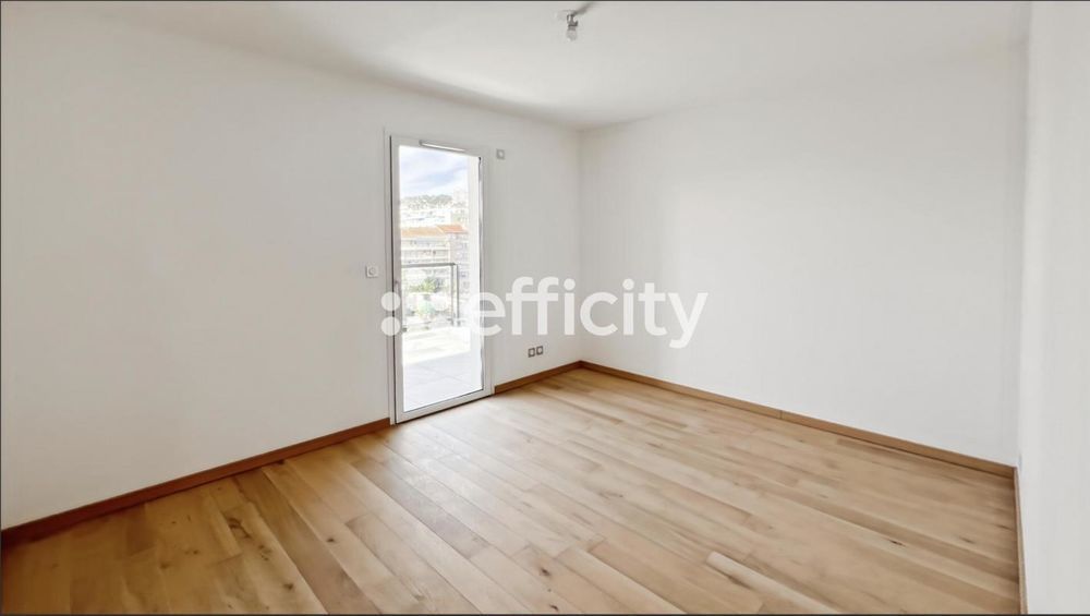 � vendre  Appartement Marseille 8