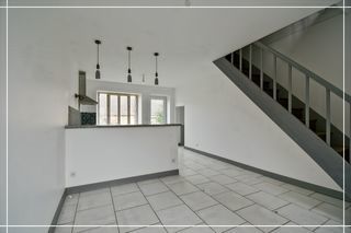  Maison � louer 6 pi�ces 130 m�