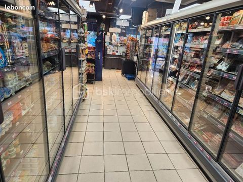 VENDRE : Fond de commerce alimentaire sous enseigne nationale &agrave; Cannes 385000 06400 Cannes