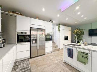  Maison � vendre 10 pi�ces 280 m�