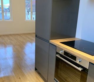  Immeuble � vendre 15 + pi�ces 300 m�