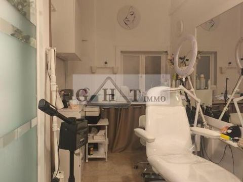 LOCAL COMMERCIAL D'ANGLE  56 M&sup2;  LE CANNET LOUE 270000 06110 Le cannet