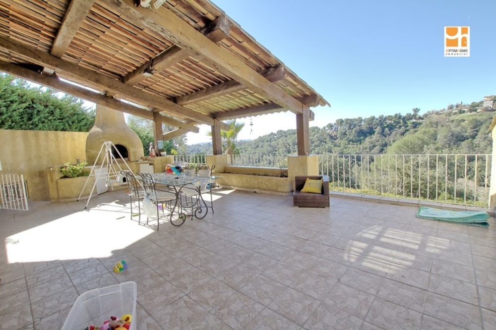� vendre  Villa Cagnes-sur-Mer (06800)