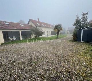  Propri�t�/ch�teau � vendre 9 pi�ces 240 m�