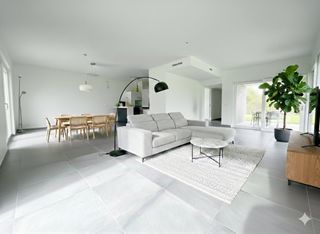  Appartement � vendre 5 pi�ces 151 m�