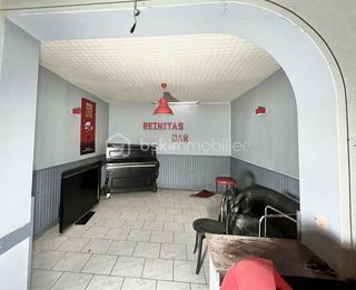  Immeuble � vendre 7 pi�ces 242 m�