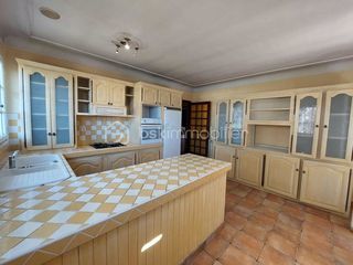  Maison � vendre 10 pi�ces 300 m�